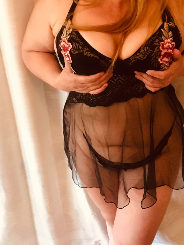 Soy mayte una chica extrovertida muy caliente