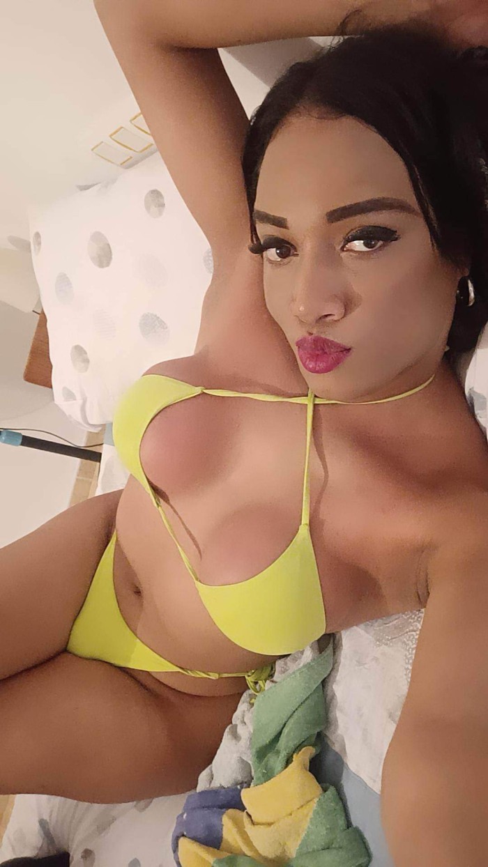 ROMINA ¡Nueva masajista trans en Barcelona!  ¡Hola