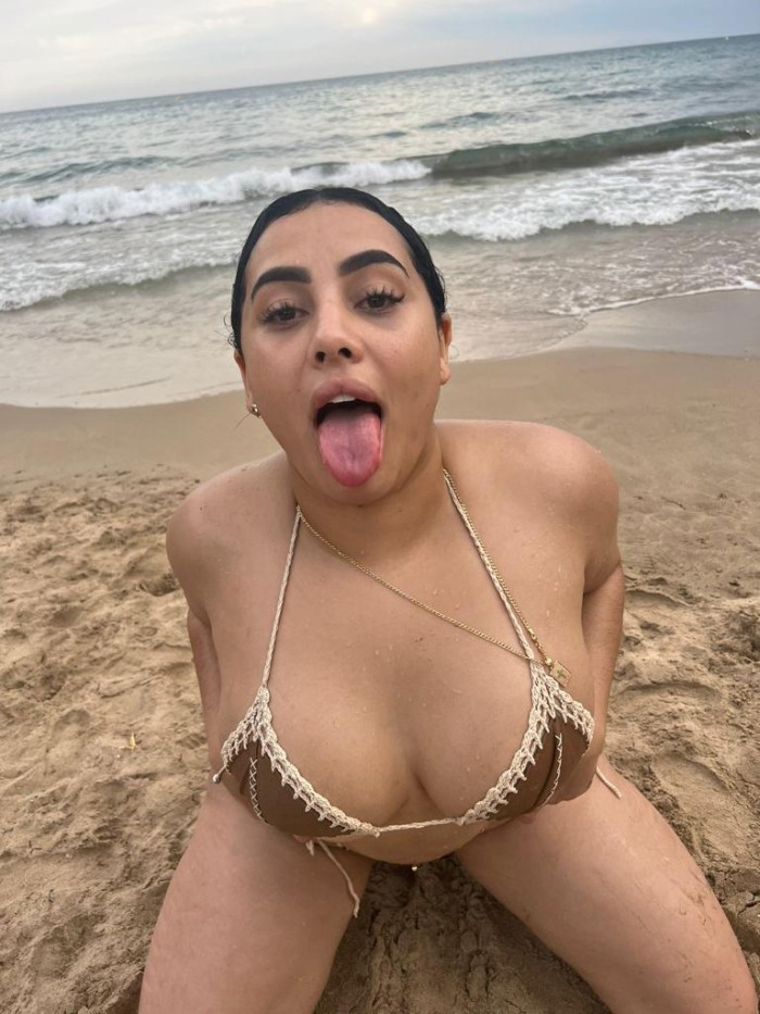 Amelia, joven de 25 años nueva en Bilbao