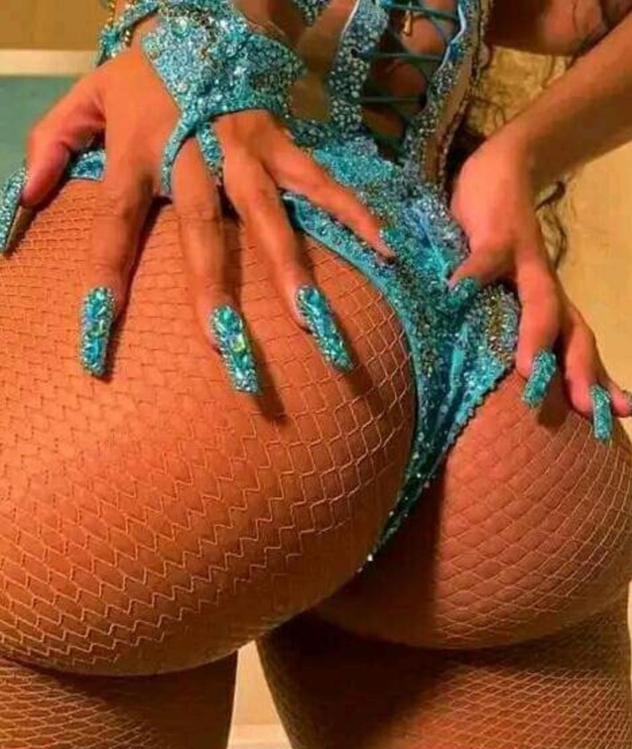 chica sexi muy buen cuerpo fiestera y divertida