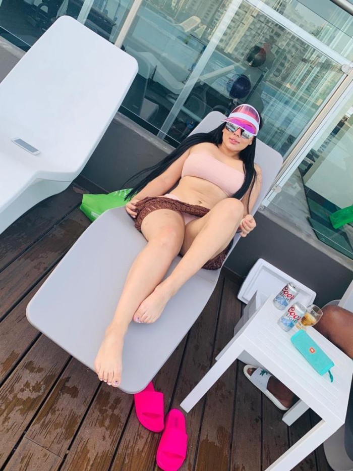 zorrita cachonda quiere follar y te esta esperando