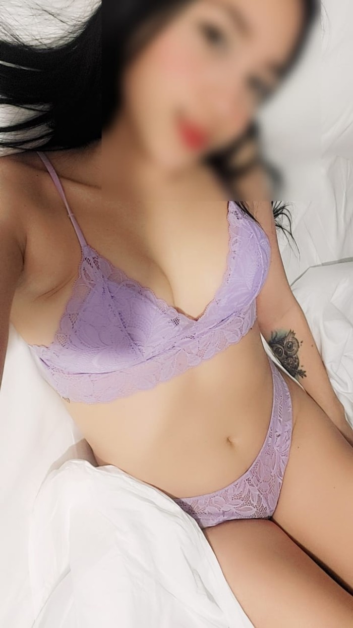 JOVENCITA¡ BELLA LATINA CON MUCHA SENSUALIDAD!