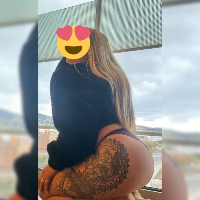 Ninfomana 30 rosas piso privado pack de horas