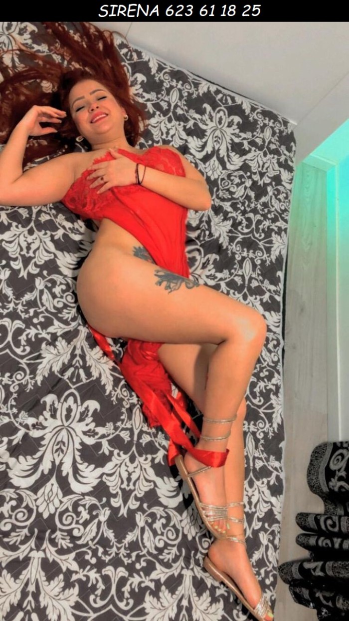SIRENA, JOVEN VENEZOLANA, LLENA DE MORBO Y FANTASI