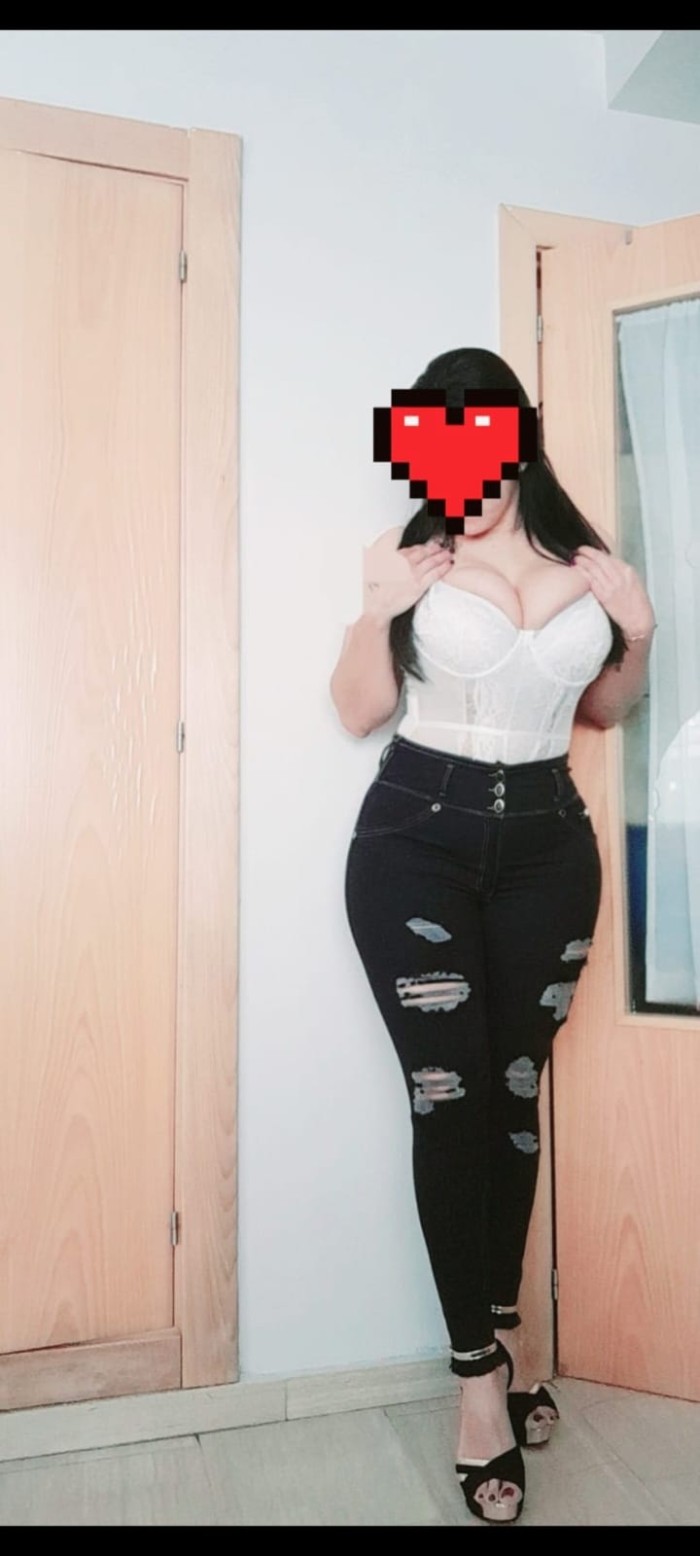 Hermosa jovencita colombiana en san Sebastián de los Reyes