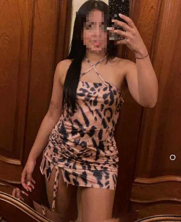 SENSUAL LATINA MAÑANAS Y TARDES