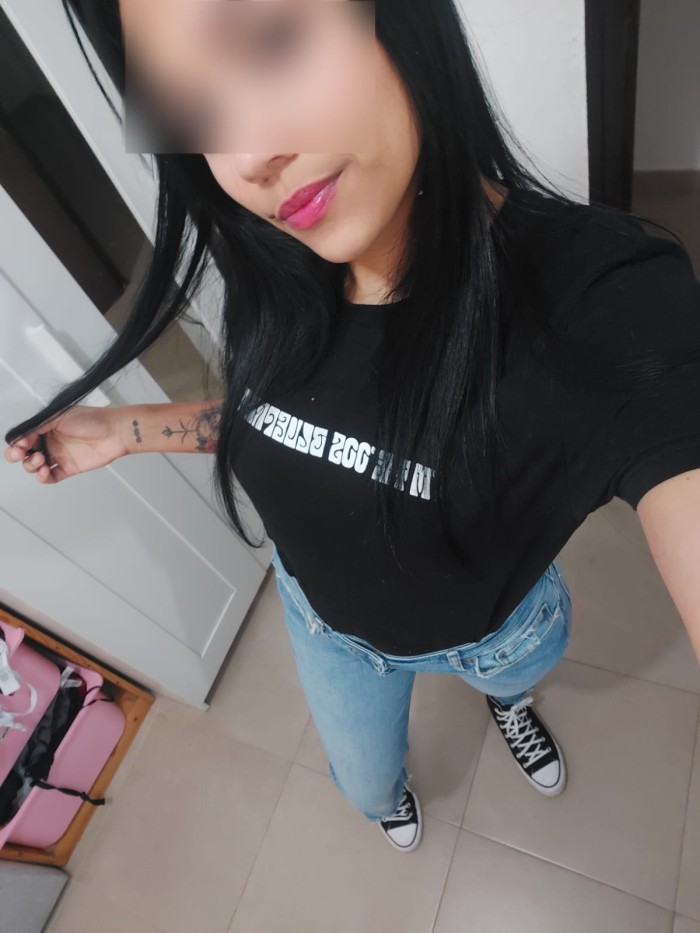 LATINA DE 22 AÑITOS¡ NIÑATA TRAVIESA Y JUGUETONA!