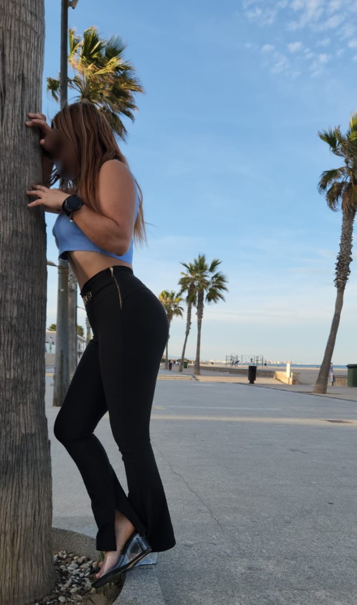 Me encanta que me chupen los pies & Me coman el C*