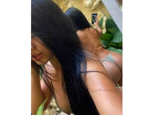 CHICA ARDIENTE DE PLACER