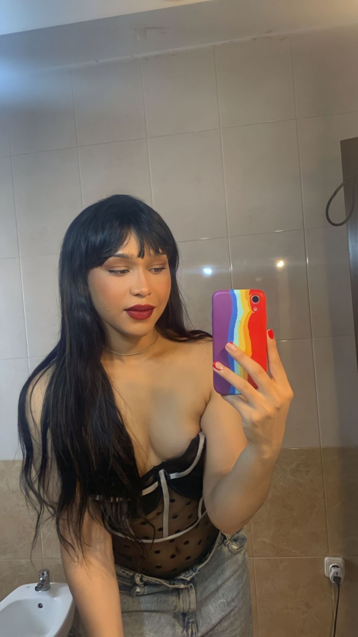 Samantha, preciosa masajista colombiana recién lle