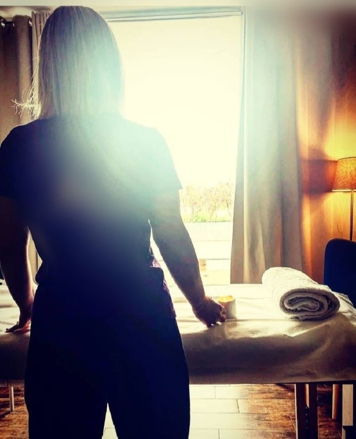 Masaje Muscular Relajante en Camilla( Barrio)