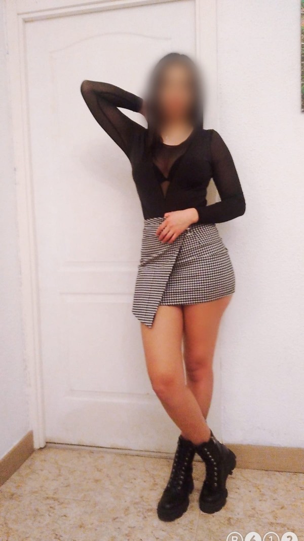 KARELY COLEGIALA NOVATA FOTO REAL SOY INDEPENDIENT