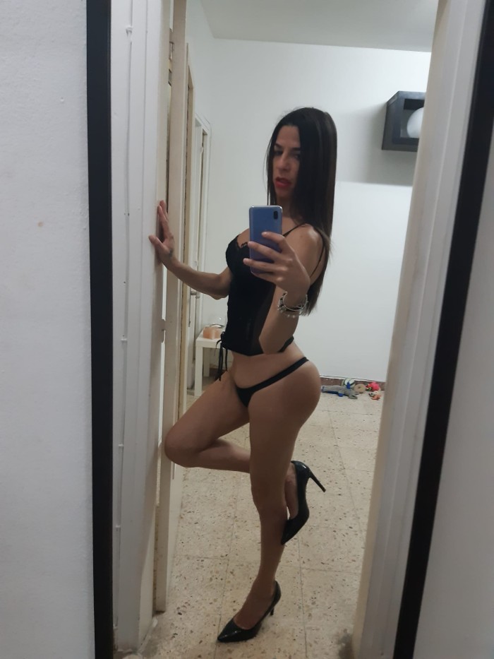 ANA PAULA IMPLICADA EN BARCELONA