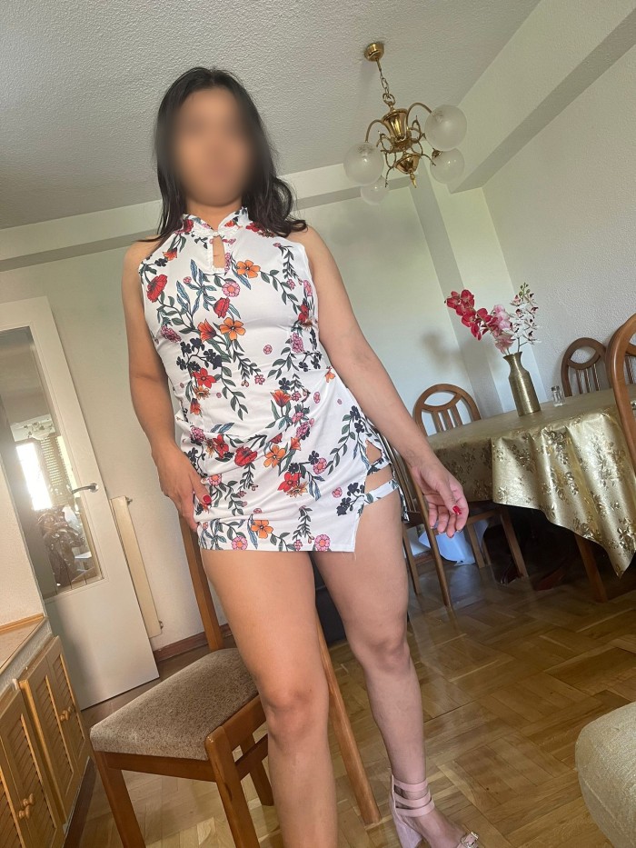 SARA LA MAS CACHONDA Y GUARRA,HAGO SALIDAS 24H