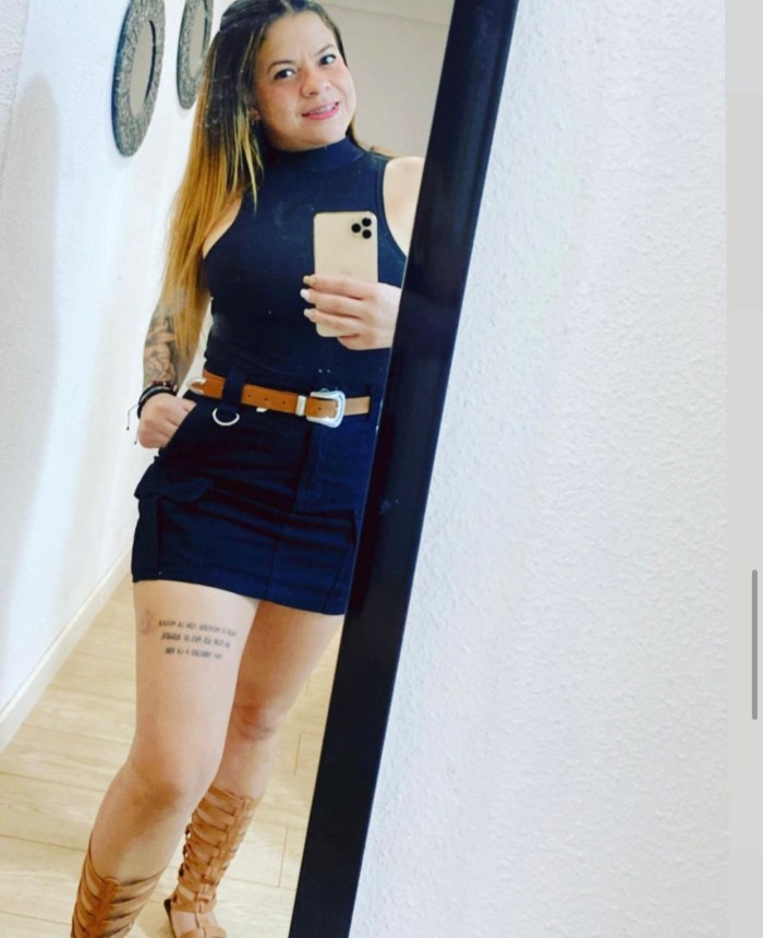 Jovencita Colombiana Nueva en Valencia