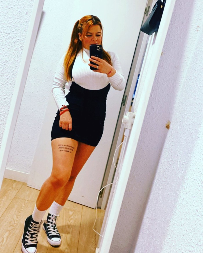 Jovencita Colombiana Nueva en Valencia
