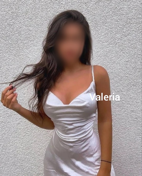 VALERIA MASAJE CON MUCHA SENSUALIDAD