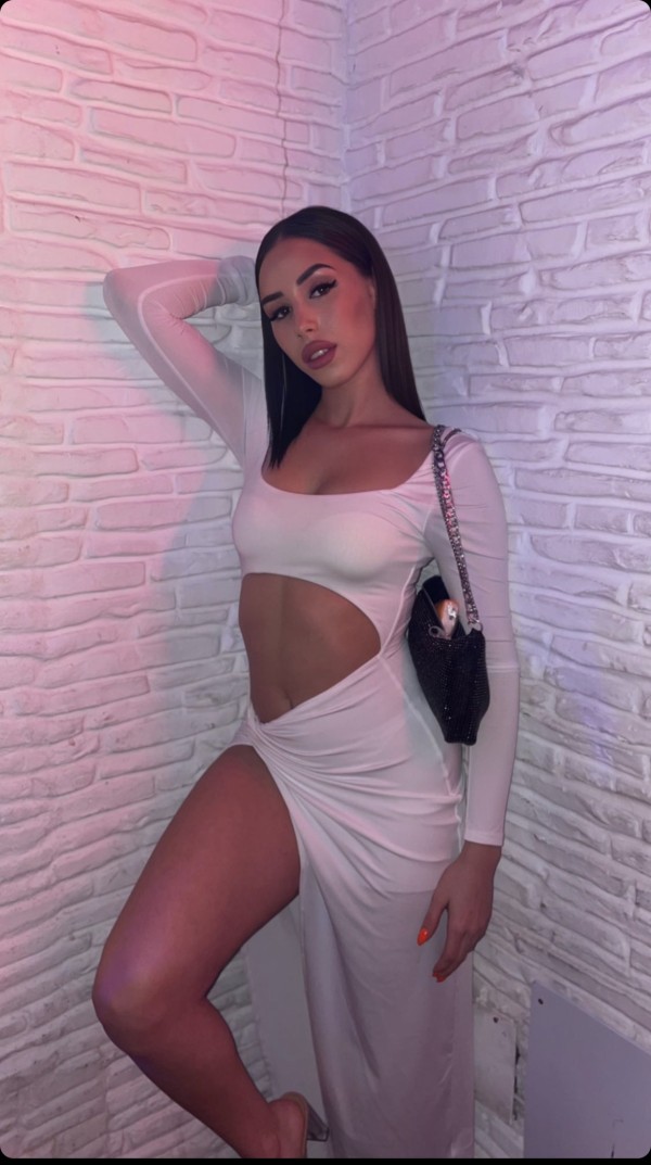 MIREIA HERMOSA ESPAÑOLA 23 AÑITOS SUPERNO