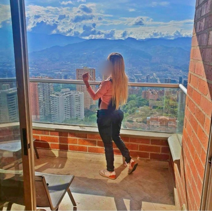 SOY MUY MAJA Y TRAVIESA SOLO SALIDAS