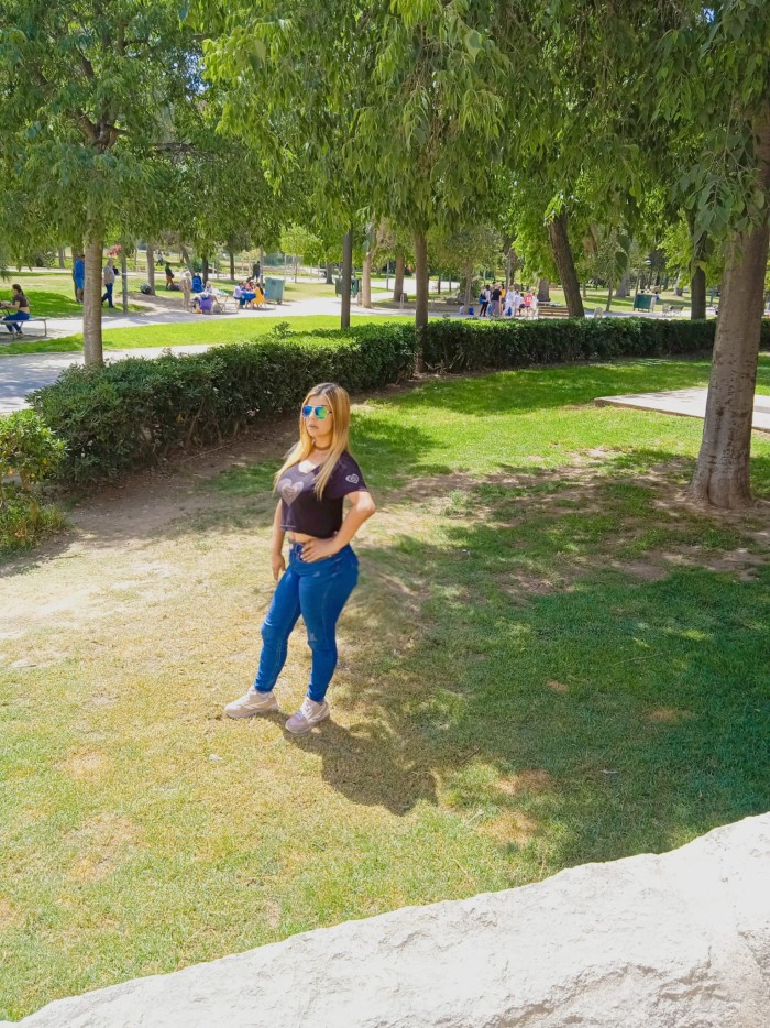 CHICA MUY MAJA Y TRAVIESA SOLO SALIDAS Q