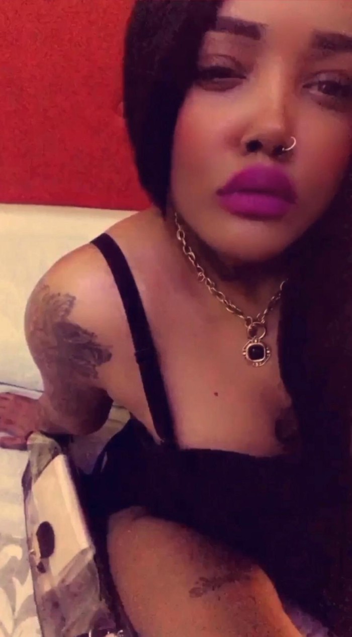 Fiestera, 25 años. Culona caribeña !!!! Muy tatuad