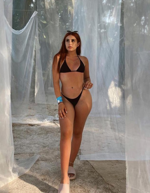 Latina Tu mejor compañia en ibiza 24H