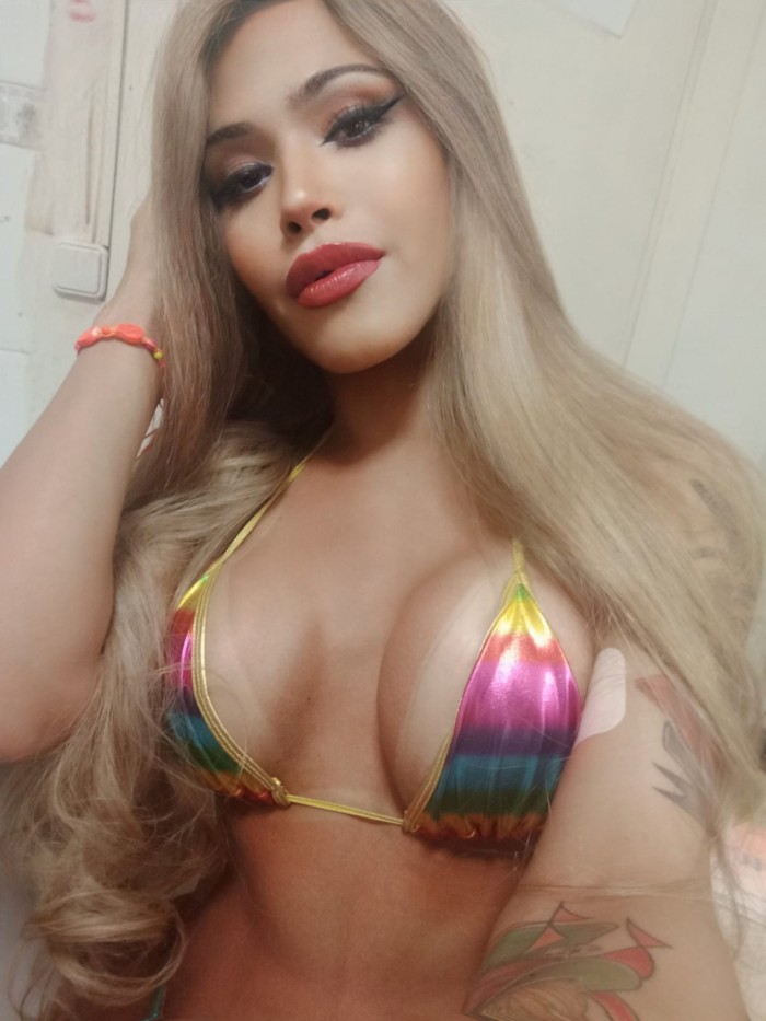 Luana espectacular masajista trans