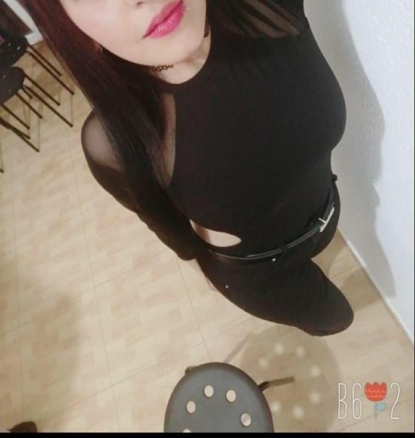 JOVENCITA DISPUESTA PARA TODO MUY COMPLACIENTE