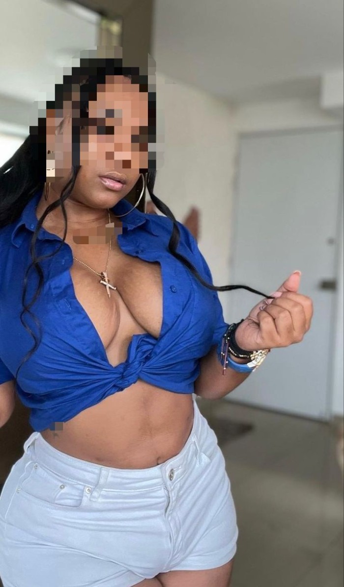 Dulce novedad en la macarena llamame si quieres Sa