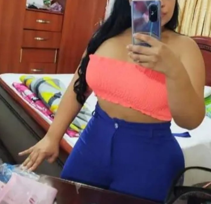 – [ ] Quieres sentirte en una pelicula porno?