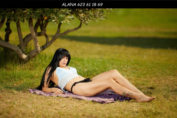 SCANDAL BRUNETTE. HERE I AM, YOUR COLOMBIAN DREAM