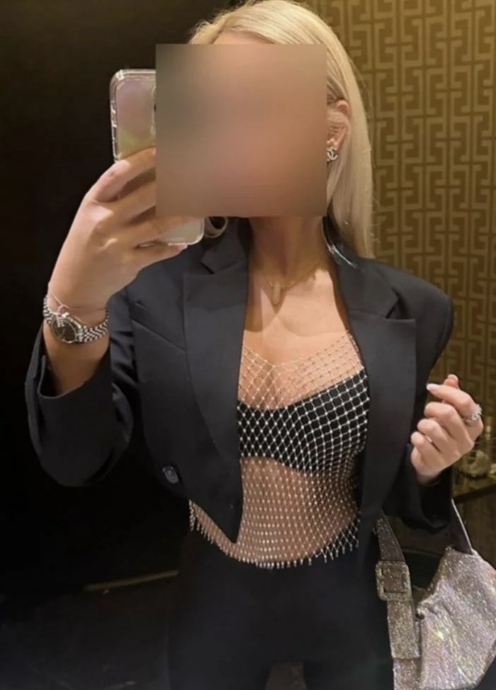 Latina guapa y cachonda