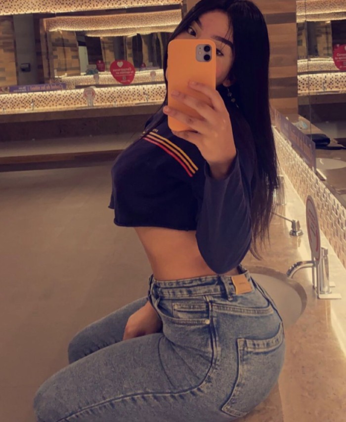 HOLA MI NOMBRE ES SCARLETT