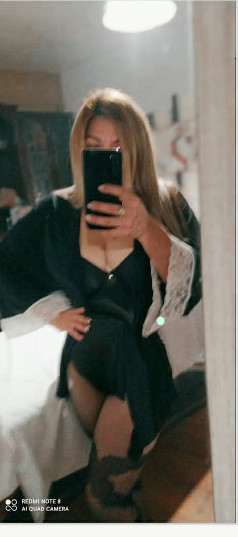 Un bombón esperando ser saboreado⭐