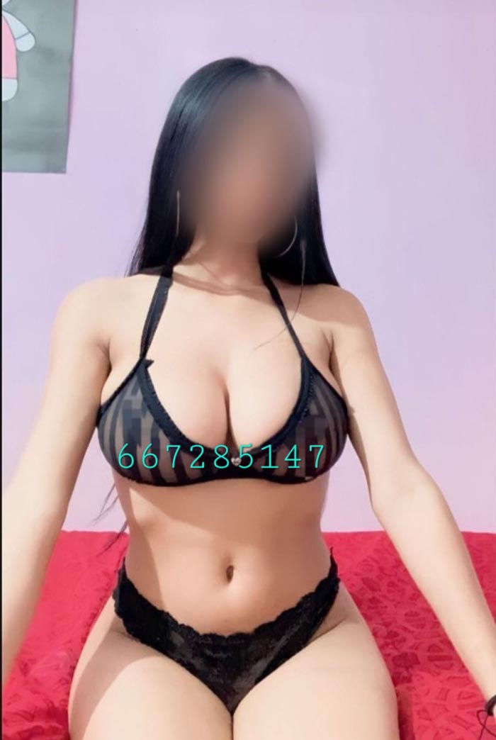 Atrevida, implicada, linda morena