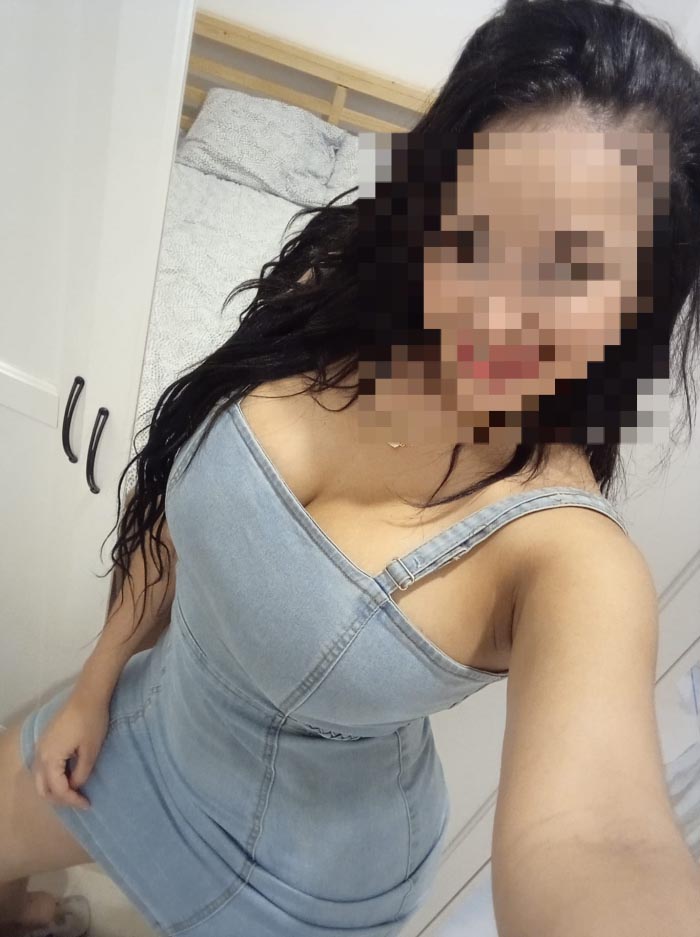 Latina Venezolana ahora en tu zona
