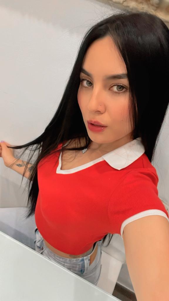 NOVEDAD SARA 20A JOVEN ENCANTADORA E IMPLICADA..