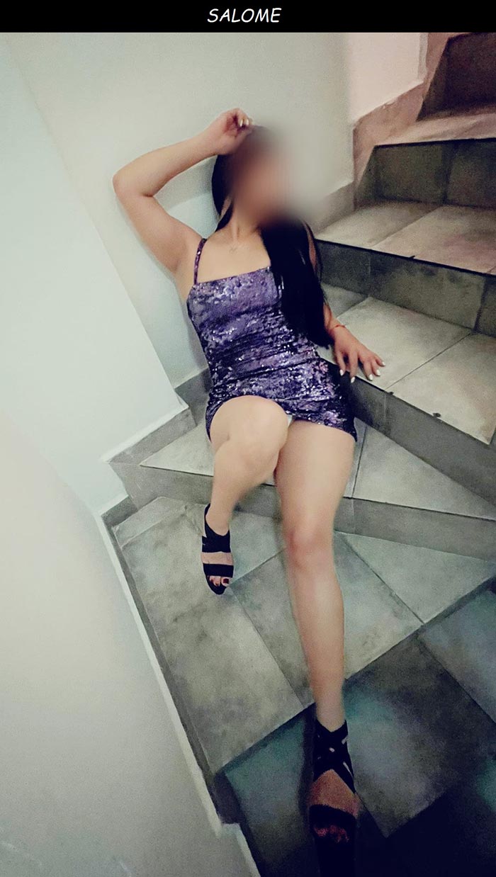 SOY UNA CHICA LATINA, DIVERTIDA, ELEGANTE, DEPORTI