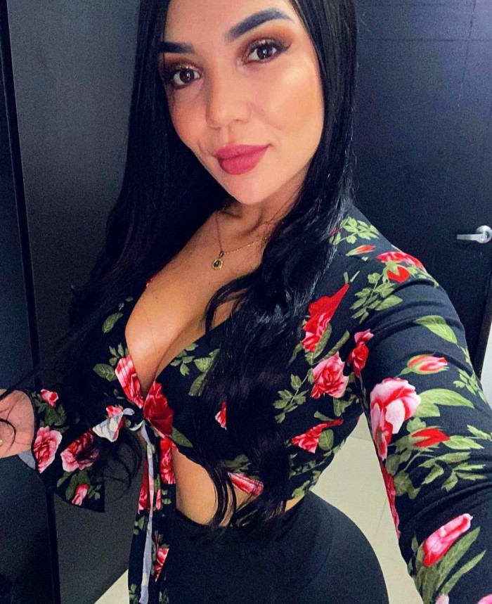 Party party 🔥 guirl from colombian happy ending