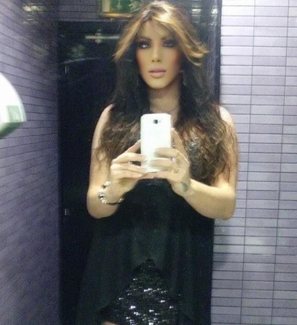 Alesssandra travesti bien dotada