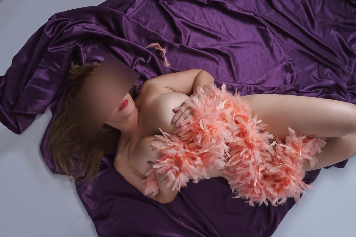 Madurita ex secretaría novedad en Valencia