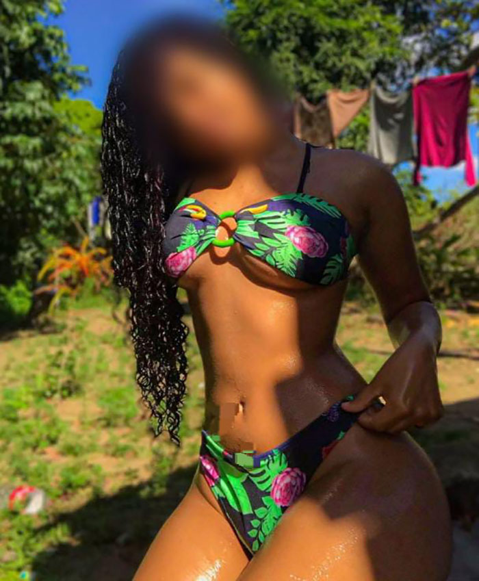 TRAVIESA CACHONDA