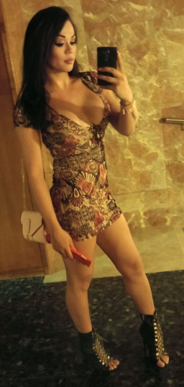 Aline! Masajista trans! Ven y disfruta de un masaj