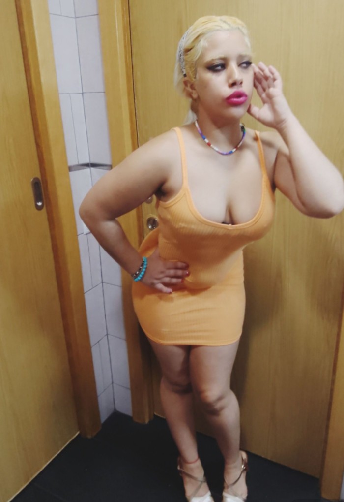 Soy una chica masajes exquisita piso privado
