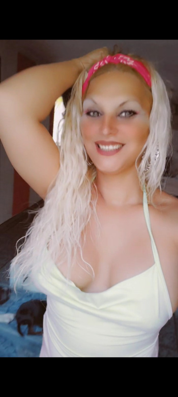 Catalana española joven lady victoria