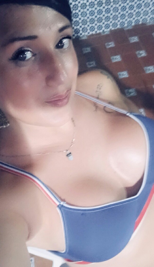 MASAJES RELAX, PISO DISCRETO, VALERIA