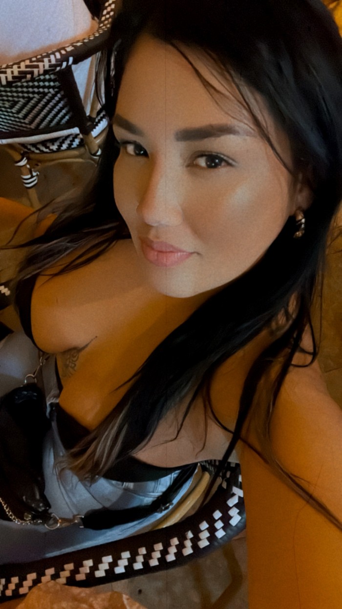 Hermosa y sensual nena
