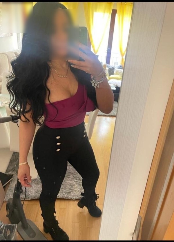 MADURITA CAÑERA SCORT DE PASO POR ESTEPONA