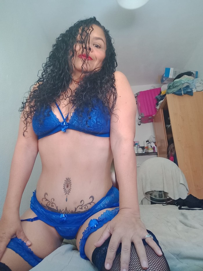 morena cariñosa y caxonda