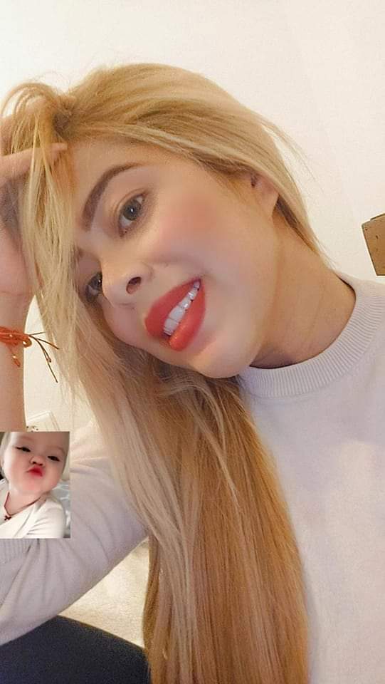 RUBIA ARDIENTES MUY CALENTONA ESPERANDO POR TI